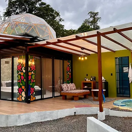 Macas Glamping Hotel Exterior photo