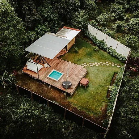 Macas Glamping Hotel Exterior photo